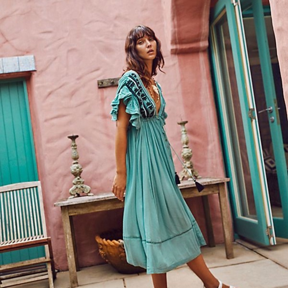 Free People Bali Will Wait For You